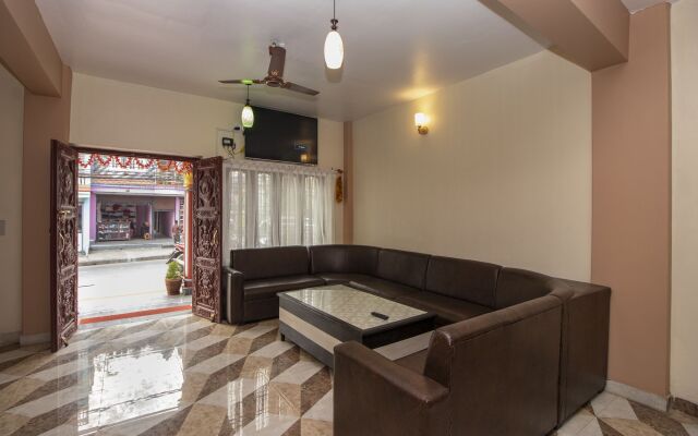 OYO 250 Hotel City Palace