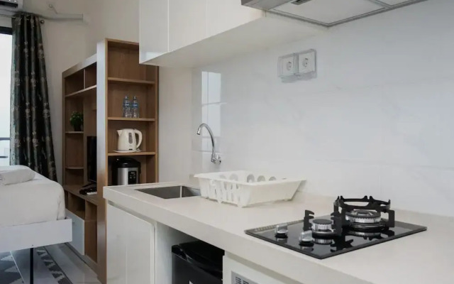 Elegant And Comfortable Studio Sky House Bsd Apartment