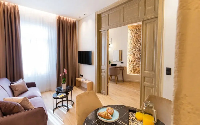 Paleo Suites