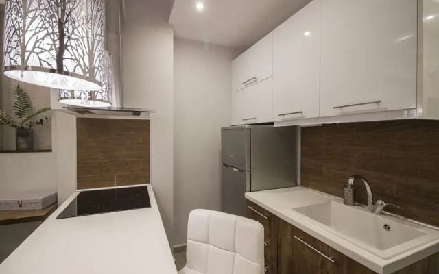 FLOW - White Tower Two Bedroom Suite