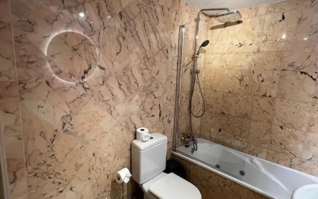 Elegant Palm Mar Apartment