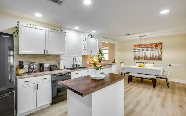 Backyard, Deck & Fire Pit: Conroe Getaway