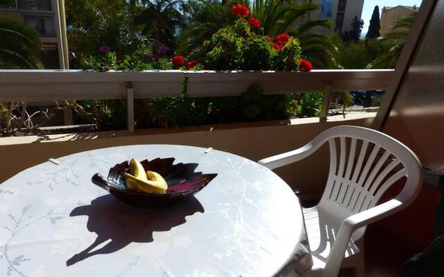 Appartement Le Lavandou, 2 pièces, 4 personnes - FR-1-308-127