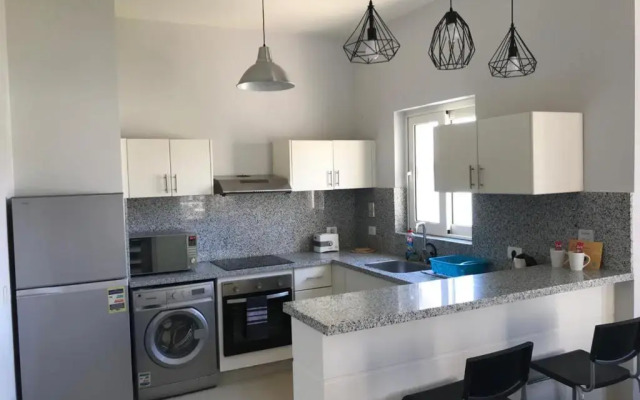 Waterside Apartments, El Gouna 1Bd plus Private Roof Terrace