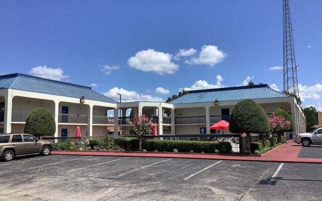 Americas Best Value Inn-Memphis-East