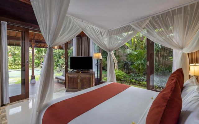 Candy Villa by Pramana Villas