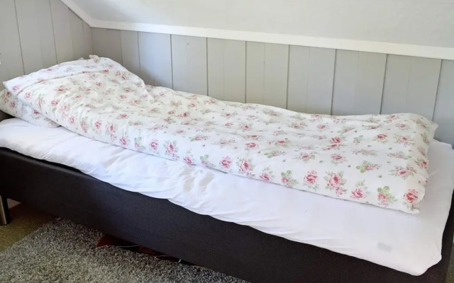 8 Person Holiday Home in Gressvik
