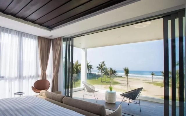 The Ocean Luxury Villas by Danatrip