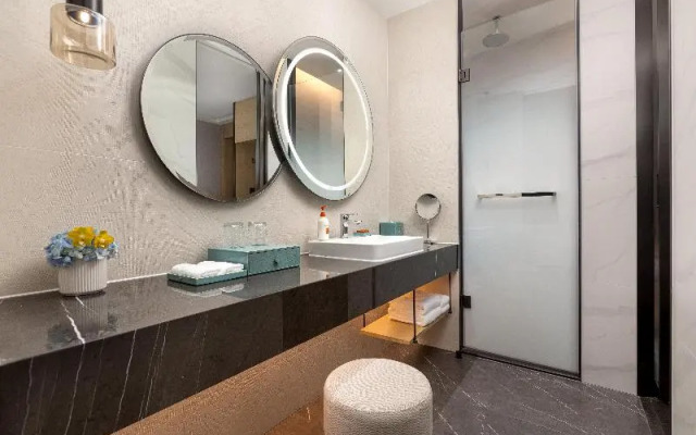 Crowne Plaza Jiangmen Binjiang