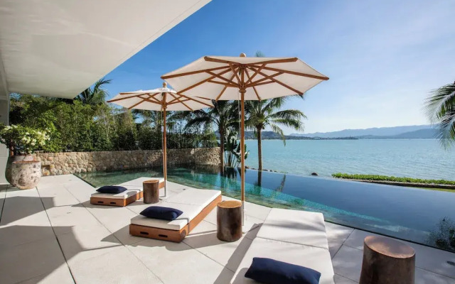 Kerem Luxury Beachfront Villas