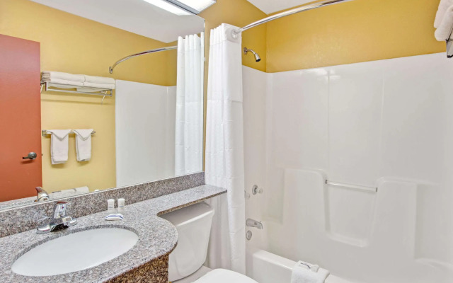 Microtel Inn & Suites by Wyndham Gatlinburg
