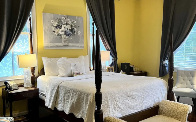 Barksdale House Inn
