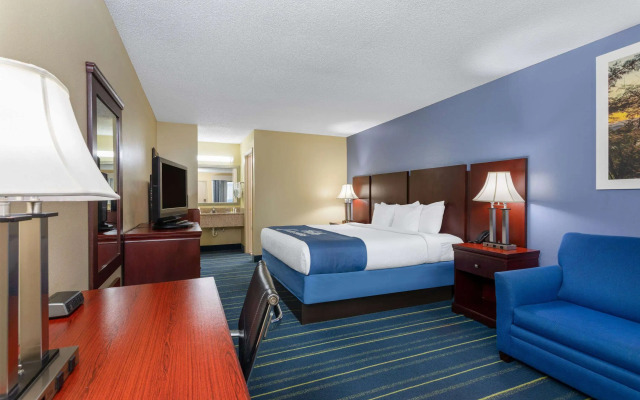 Days Inn by Wyndham Chipley