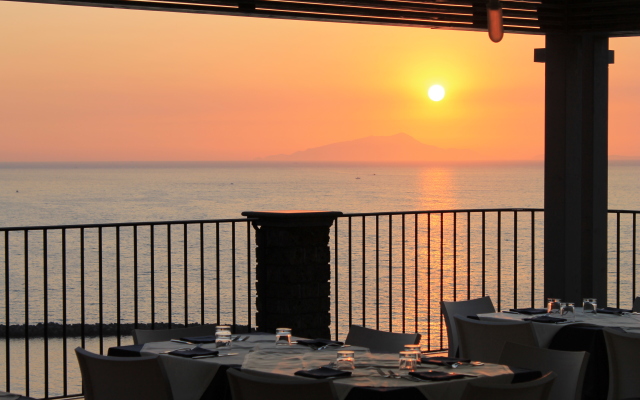 HR Hotel & Spa