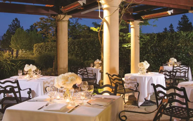 DoubleTree by Hilton Hotel Sonoma Wine Country