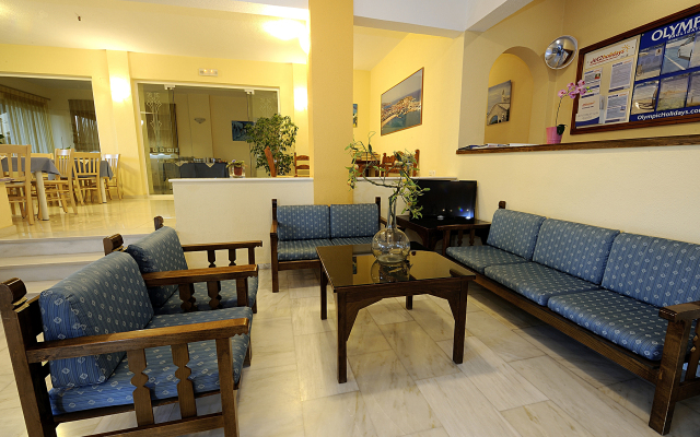 Apollon Hotel Apartments