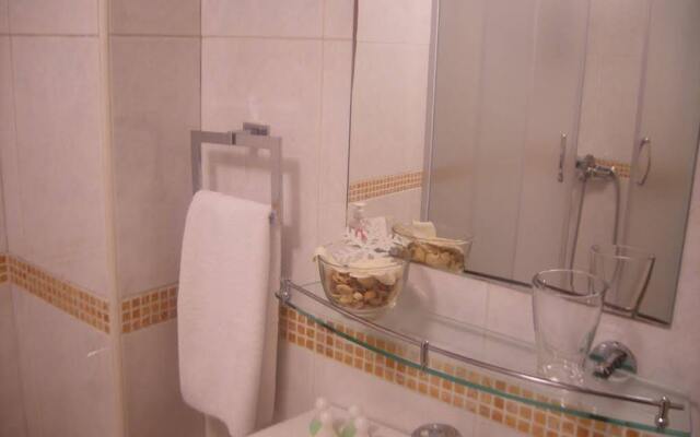 Hotel 7
