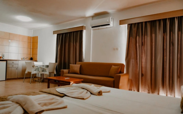 Penelope Beach Hotel Apts