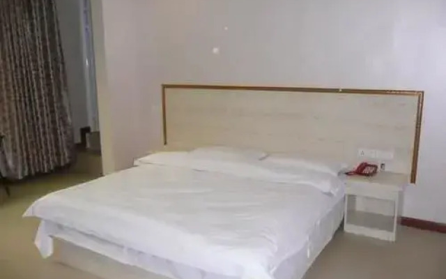 Yibai Express Hotel