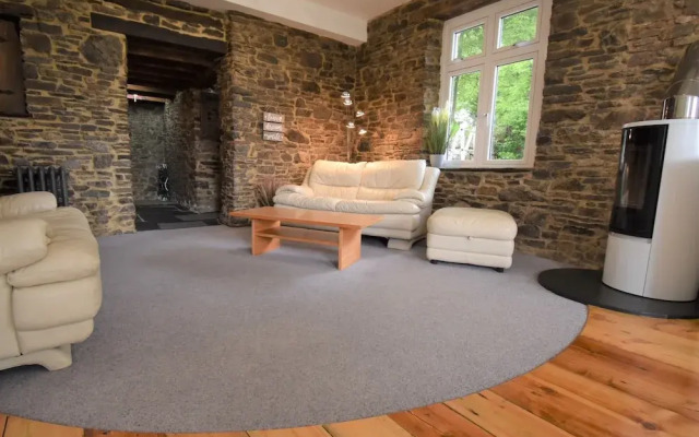 Stunning 6-bed House With Huge Garden on Dartmoor