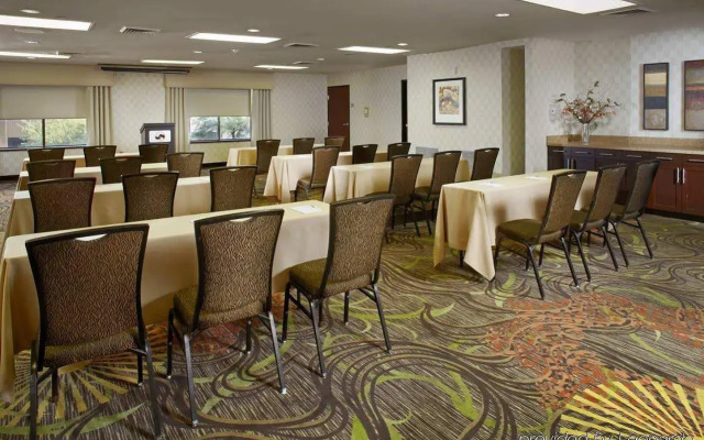 Hampton Inn Phoenix-Biltmore