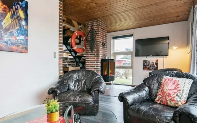 6 Person Holiday Home in Hesselager-by Traum