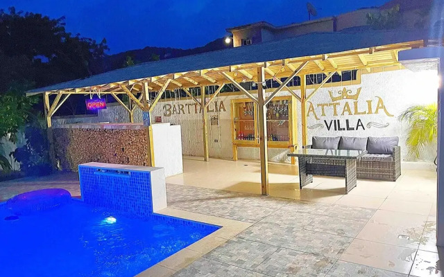 Attalia Villa 5-bed in Runaway Bay Near Ocho Rios