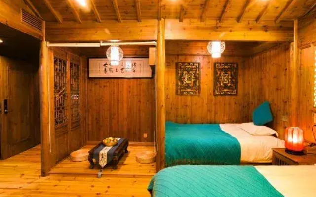Jinyuetang Boutique Guesthouse