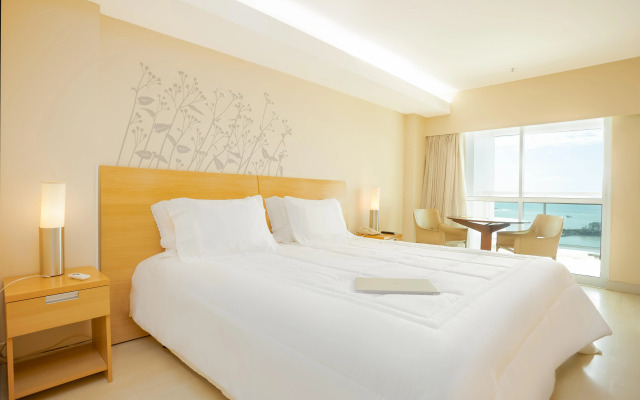 Golden Tulip Macaé