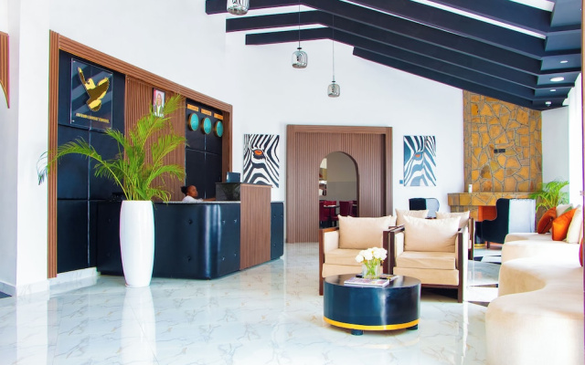 Avian Court Hotel