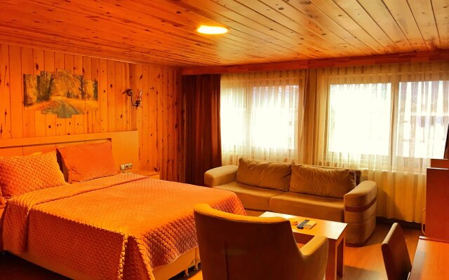 Green Palace Suite Hotel