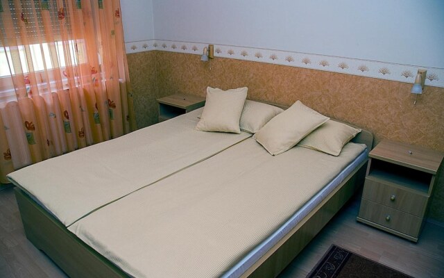 Arany Patkó Pension