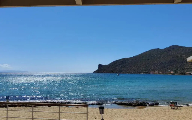 Fully Equipped Beach House at Pachia Ammos Plytra