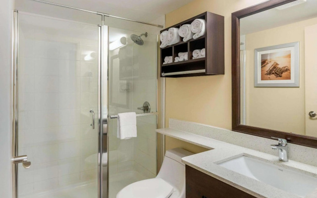 Quality Inn & Suites Bathurst