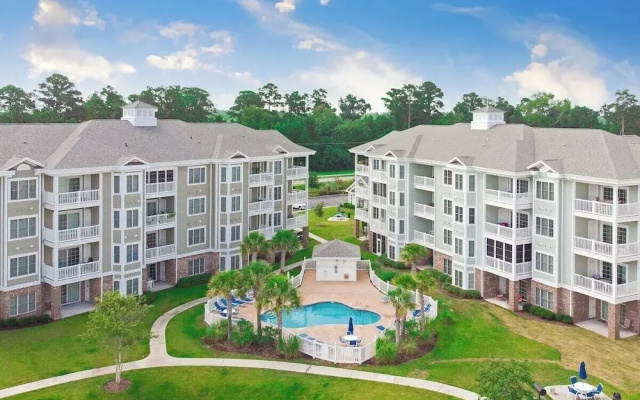Magnolia Pointe Luster Leaf 4837-302