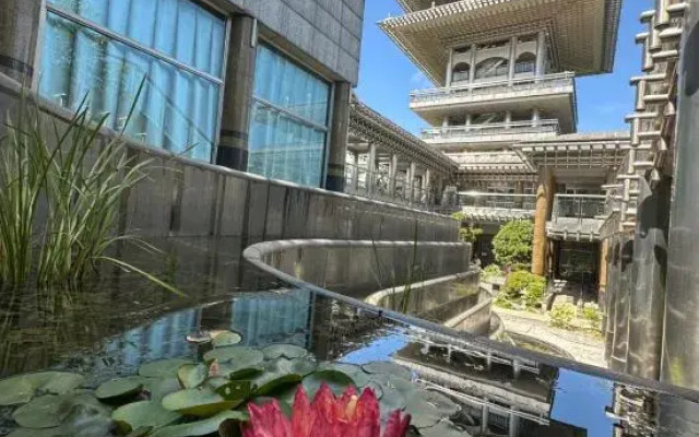 Duojiangnan Hotel (Yintai Department Store, Linping Pedestrian Street, Hangzhou)