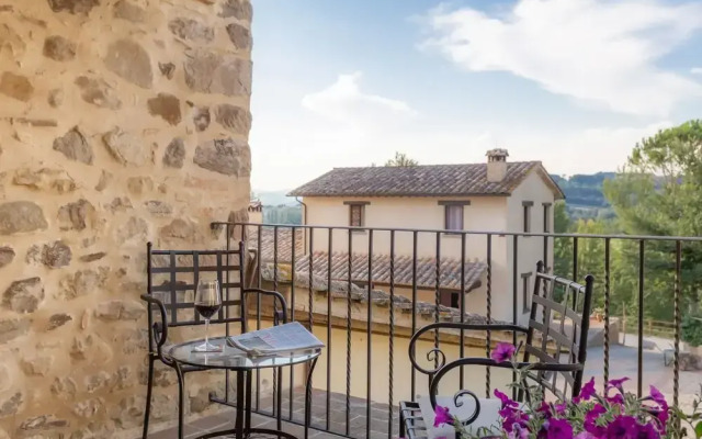 Pulciano Apartments
