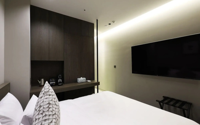 Bundang (Seohyeon) Business Hotel Kind-KYND