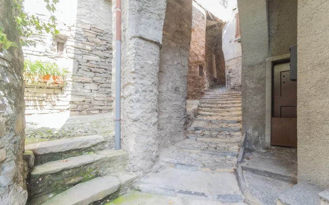 Pretty Studio in Old Town by Rent all Como