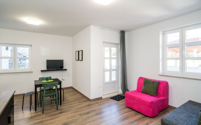 Residence & Pool Villa Schwarz Suites