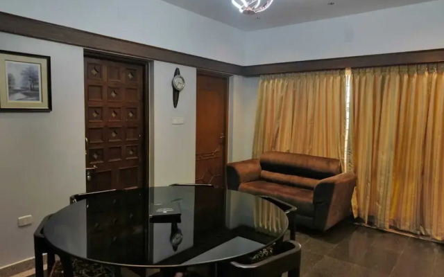 Hotel Silver Oak Annexe