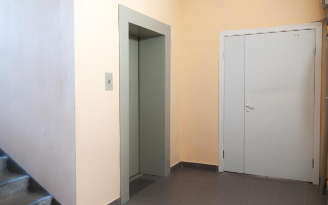 Apartment 1 on Mayorova Street
