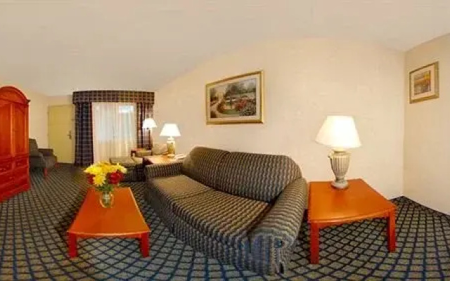 Clarion Inn & Conference Center