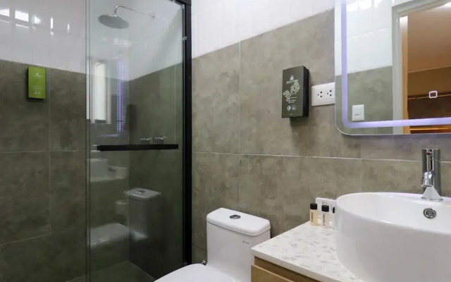 w Classic 1BR w AC in San Isidro