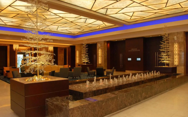 Crimson Hotel Filinvest City Manila