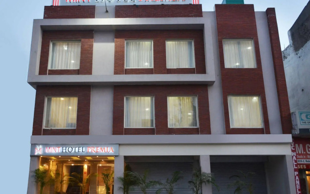 Mint Hotel Premia