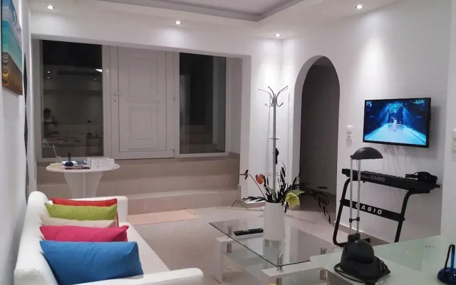 Naxos Diamond Studios Apartments