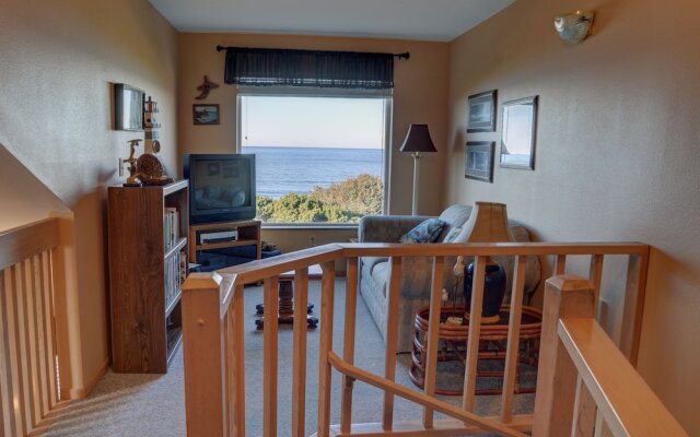 Sunset By The Sea 3 Br home by RedAwning