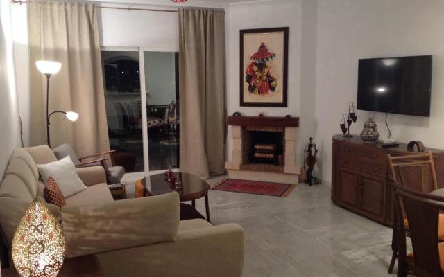 2 Bed penthouse, rooftop terrace, panoramic views