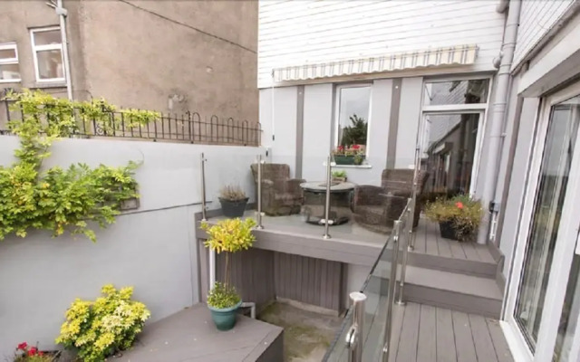 Riverside Bed and Breakfast